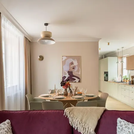 Red Roof Old Town * كراكوفيا