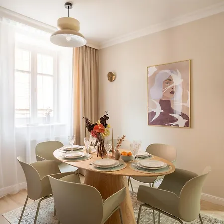 Red Roof Old Town شقة كراكوفيا